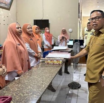 Wakil Bupati Bone Akmal Pasluddin Sidak RSUD Tenriawaru