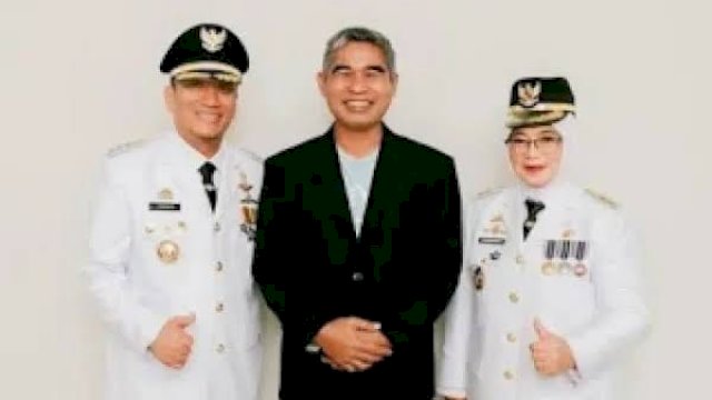 Bupati Ibas Amanahkan Ketua IDI Lutim Jabat Plt Direktur RSUD I Lagaligo.