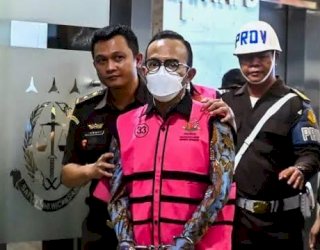 Parah! Skandal Korupsi Pertamina 2018-2023: Pertalite Dioplos Jadi Pertamax