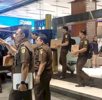 Rumah Riza Chalid Digeledah Kejagung Buntut Kasus Minyak Mentah Pertamina Niaga