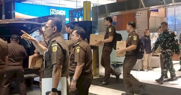 Rumah Riza Chalid Digeledah Kejagung Buntut Kasus Minyak Mentah Pertamina Niaga