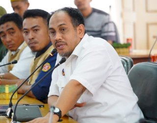 Legislator NasDem Mahmud Fasilitasi Warga Biringkanaya-Manggala RDP dengan Komisi DPRD Sulsel: Ini Tugas Saya!