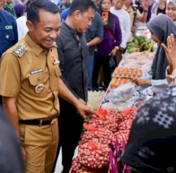 Jaga Stabilitas Harga, Bupati Bone Resmikan Kios Pangan Di Cabalu