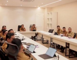 Pj Sekda Irwan Adnan Pimpin Rapat TAPD Tindak Lanjut Inpres Tentang Anggaran