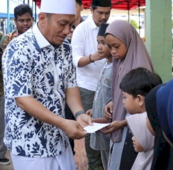 Safari Ramadhan Hari Kedua Pemkab Lutim di Nuha, Diawali dengan Penyerahan Bantuan Baznas