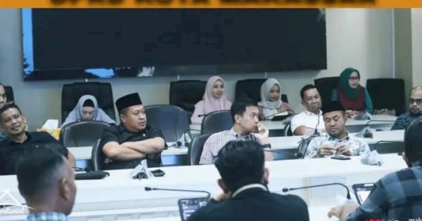 Gelar Rapat Banggar, DPRD Makassar Tindak Lanjuti Instruksi Prabowo soal Efisiensi Anggaran di APBD 2025