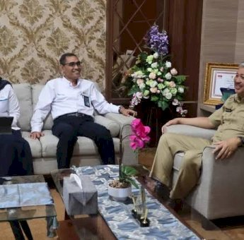 Bupati Irwan Terima Audiensi Manager PT PLN UP3 Pinrang, Bahas Sinergi dan Dukungan untuk Program Pompanisasi