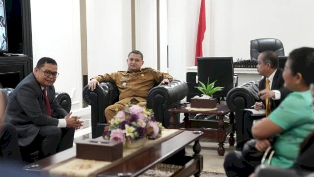 Bupati Zadrak Tombeg Turun Langsung Cek Penyebab Banjir,