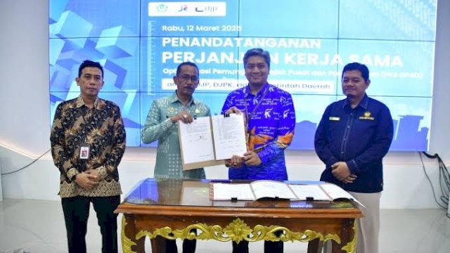 Sekda Sinjai Ikuti Penandatanganan PKS Optimalisasi Pemungutan Pajak Pusat Dan Daerah Via Daring.