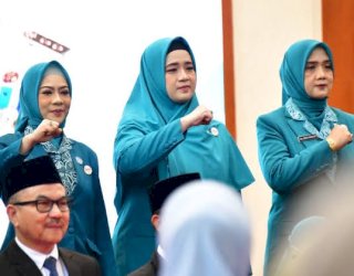 Suarni Suwardi Resmi Dilantik Sebagai Ketua Tim Penggerak PKK Soppeng Periode 2025 &ndash; 2030