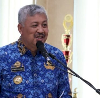 Bupati Pinrang Kukuhkan Pejabat Bapperida, Minta Pejabat Harus Adaptif dan Inovatif