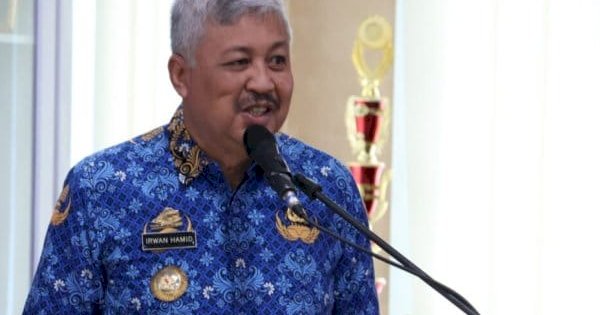 Bupati Pinrang Kukuhkan Pejabat Bapperida, Minta Pejabat Harus Adaptif dan Inovatif