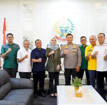 Irjen Pol Yudhiawan Pamitan dengan Pimpinan dan Anggota DPRD Sulsel