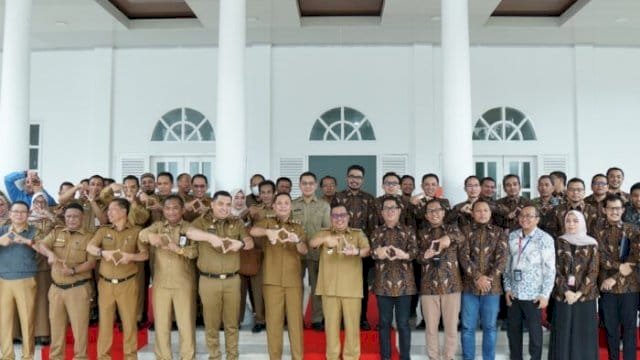 Bupati Daeng Manye Canangkan Website di Seluruh Desa.