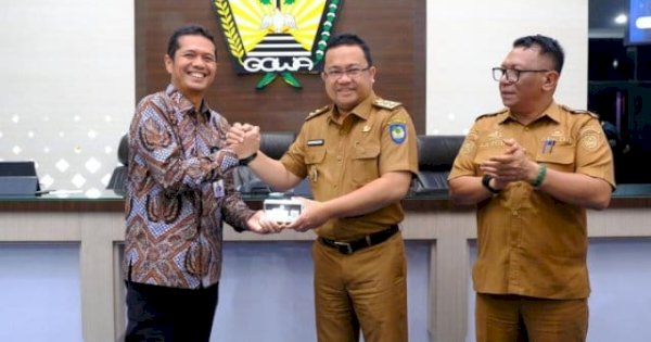 BI – Pemkab Gowa Teken MoU Digitalisasi Transaksi, Wabup Minta Bank Sulselbar Segera Terbitkan Kartu Kredit