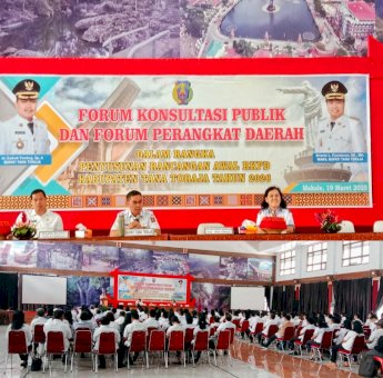 Bupati Tana Toraha Zadrak Tombeg Buka FKFPD