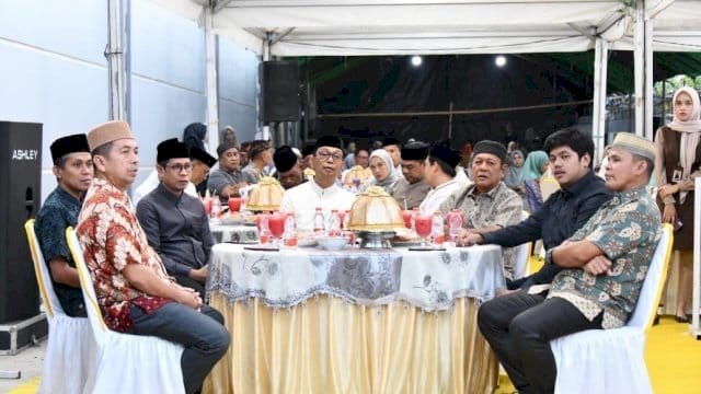 Sejumlah Tokoh Penting Hadiri Buka Puasa Bersama di Kediaman Pribadi Bupati Soppeng Suwardi Haseng.