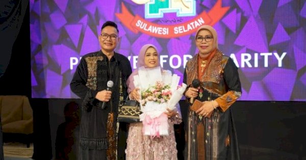 Wakil Ketua TP-PKK Soppeng Tampil Memukau di Hijab Tren Expo and Food Exhibition