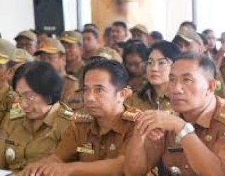 Bupati Toraja Utara Federik Pimpin Rapat Secara Maraton, Bahas Empat Program Prioritas