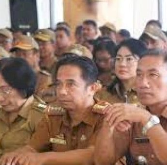 Bupati Toraja Utara Federik Pimpin Rapat Secara Maraton, Bahas Empat Program Prioritas