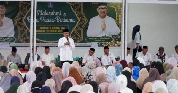 Buka Bersama Tenaga Kesehatan, Bupati Bone: Jangan Tiktokan Saat Jam Kerja