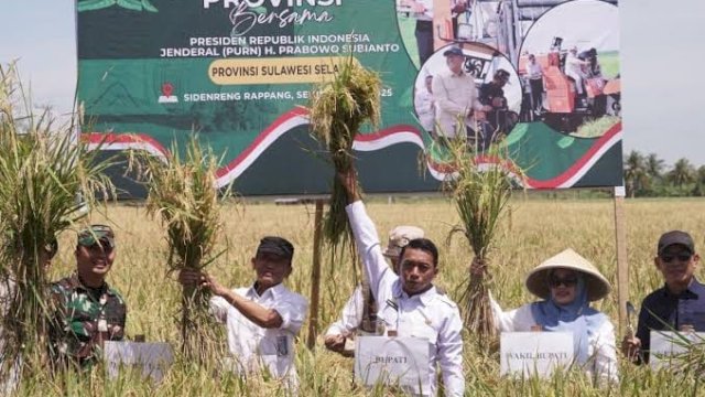 Bupati Sidrap, H. Syaharuddin Alrif.