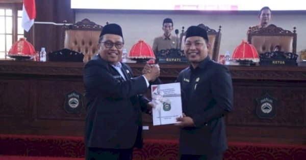 Bupati Daeng Manye Serahkan Laporan Keterangan Pertanggungjawaban Tahun 2024 ke DPRD Takalar