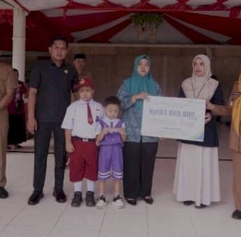 Bupati Sidrap Syaharuddin Ajak Ribuan Peserta Apel Akbar Doakan Almarhum Kades Bulucenrana