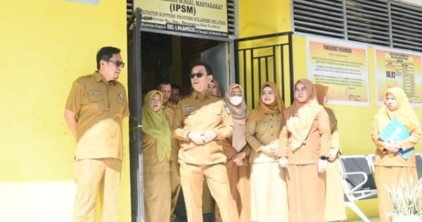 Bupati Suwardi Pantau Langsung Sejumlah Instansi, Pastikan Pelayanan Publik Berjalan Optimal di Soppeng