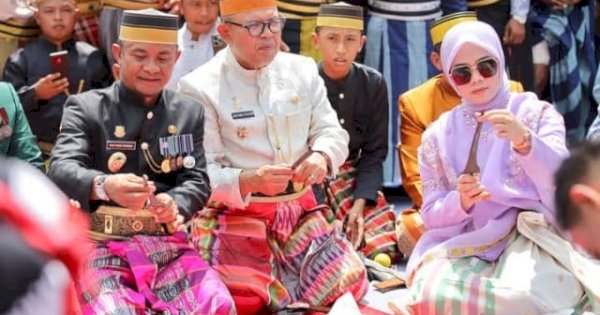 Hari Jadi Bone ke-695 Dimeriahkan dengan Mattompang Akbar 10.000 Bilah