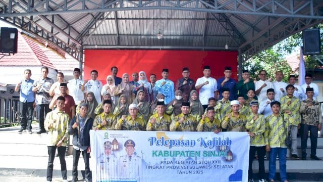 Sekda Sinjai Lepas Kafilah STQH XXIII ke Luwu Utara