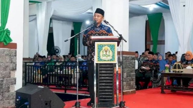 Ajang STQH XXXIII ini dibuka secara resmi oleh Gubernur Sulawesi Selatan, Andi Sudirman Sulaeman.