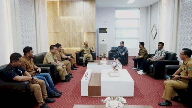 Sekda Lutim Bahri Suli Terima Audiens LPPM Unhas.