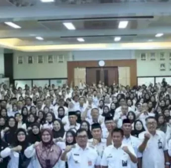 Gelar Pertemuan Bersama Kepala Sekolah, Bupati Takalar Daeng Manye Komitmen Tingkatkan Mutu Pendidikan