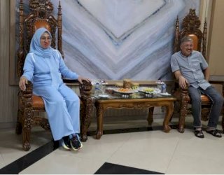 Perkuat Silaturahmi, Irwan Hamid Terima Kunjungan Bupati Gowa Husnia Talenrang di Rujab