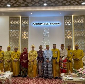 Solidaritas Antar Daerah : Bupati Soppeng Suwardi Haseng Hadiri Hari Jadi Barru ke-65