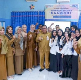 Bupati Takalar Daeng Manye Sidak SDN 1 Centre Pattallassang, Tinjau Proses Belajar dan Pemanfaatan Aplikasi Skul.id
