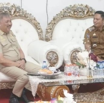 Silaturahmi, Irwan Hamid Bersama Yusuf Ritangnga Bahas Masalah Jalan Poros Batas di Kecamatan Batulappa