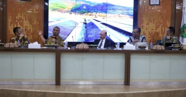 Bupati Lutim Irwan Bachri Jajaki Kerjasama Investor asal Dubai, Kembangkan Sektor Peternakan-Pabrik Beras Modern