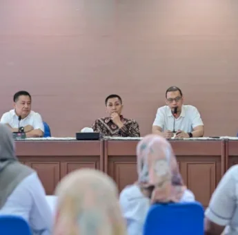 Plt Ketua Dewas Andi Zulkifly Minta Kinerja Pegawai PDAM Makassar Ditingkatkan