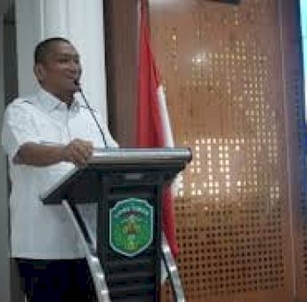 Bupati Irwan Harap Peran Aktif PGRI Cerdaskan Anak-Anak di Lutim