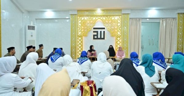 Fatmawati Rusdi: Belajar Tidak Ada Putusnya, Taklim Jadi Tempat Kita Bertumbuh dalam Iman dan Ilmu