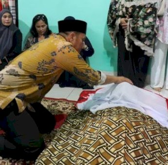 Bupati Lutim Ibas Doakan dan Lepas Kepergian Dua Warga Towuti