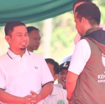 Hari Bumi 2025, Wali Kota Parepare Tasming Hamid Tekankan Pentingnya Menanam Pohon