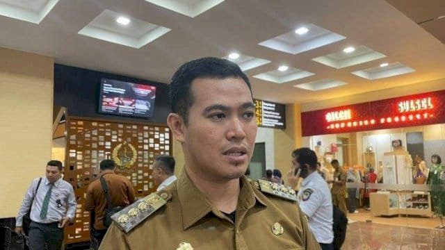 Bupati Pangkep Yusran Lalogau.