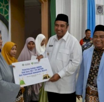 Wisuda Santri BKPRMI Maros, 5 Guru Mengaji Dapat Umrah Gratis dari Bupati Chaidir Syam