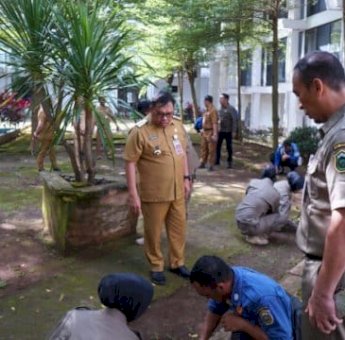 Wujudkan Program Unggulan Takalar, Daeng Manye Instruksikan Halaman Kantor Bupati diBenahi