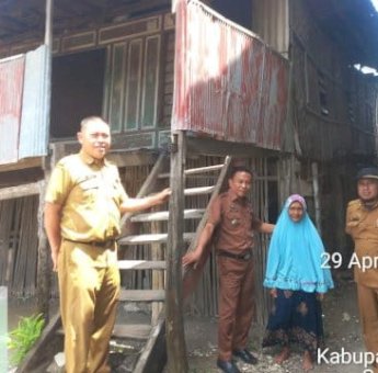 Pemkab Jeneponto Komitmen Tekan Angka Kemiskinan Ekstrem Lewa Bantuan RTLH