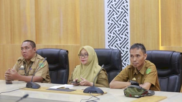 Wabup Lutim Puspawati Ikuti Rakor Teknis Perumahan Perdesaan Secara Virtual.