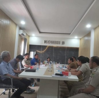 Komisi B DPRD Palopo Canangkan Program &lsquo;Senin Solusi&rsquo;